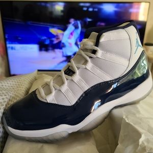 JORDAN 11 WINLIKE82 DS...